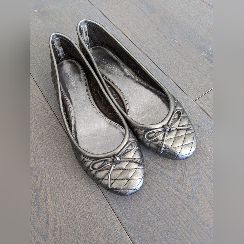 Calvin Klein Tassie Metallic Women's Shoes, Size 7